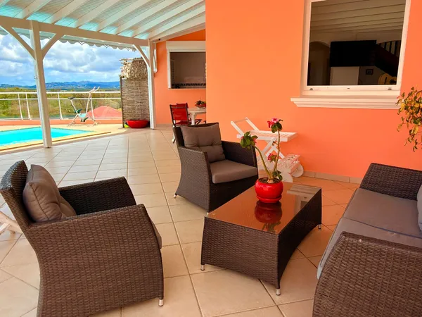 Maison 4 pièces 165 m²