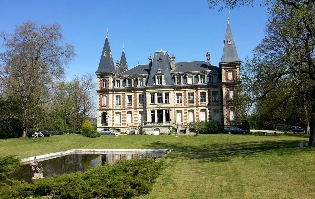 Photo 1
