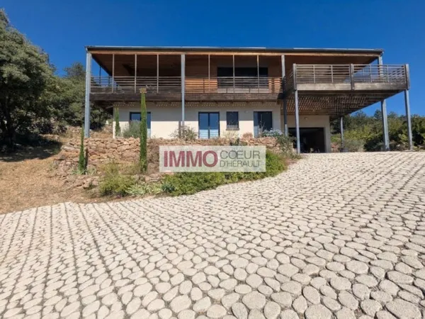 Maison 6 pièces 153 m²
