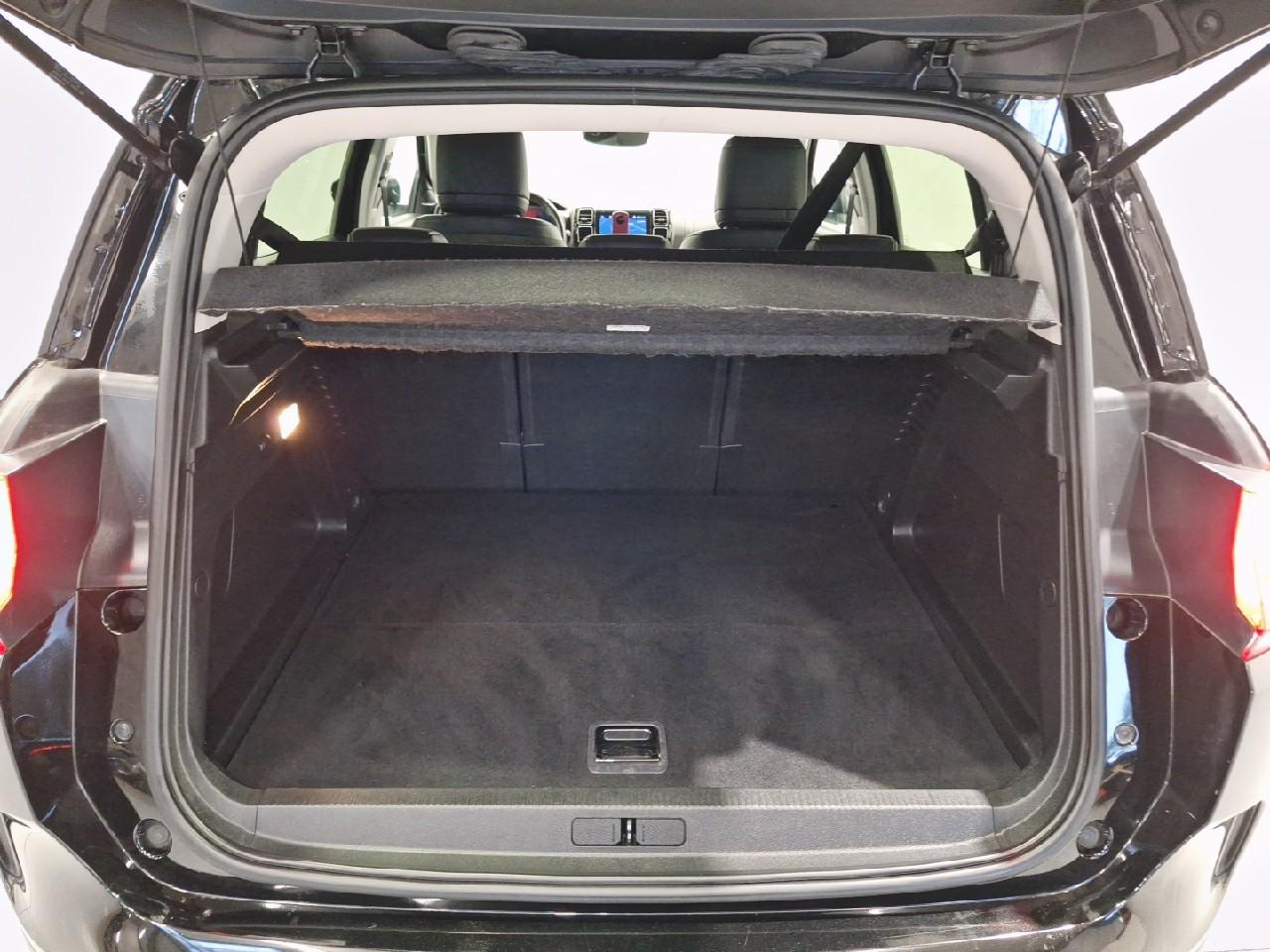 Citroën C5 Aircross hybride rechargeable 225 s&s e-eat8 c-series — photo 6