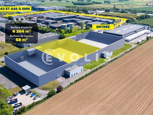 Locaux d'activité - A LOUER - 4 714 m² non divisibles