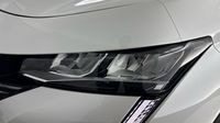 Peugeot 308 PHEV 180ch Allure Pack e-EAT8 — photo 17