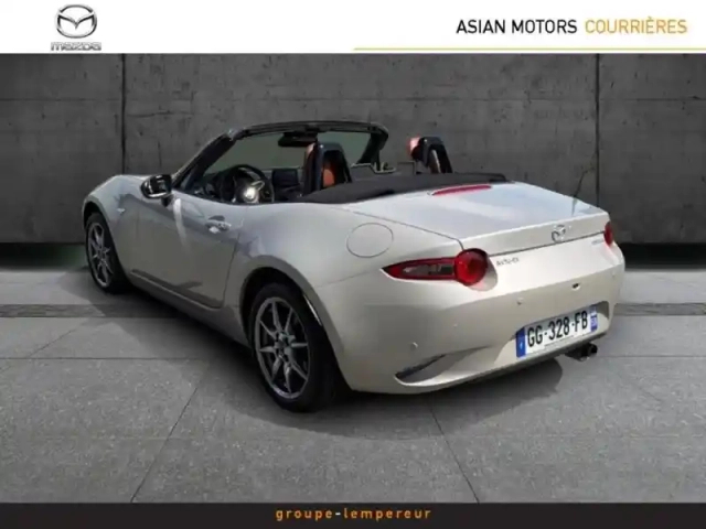Mazda Mx-5 1.5 skyactiv-g 132ch sélection 2022 — photo 8