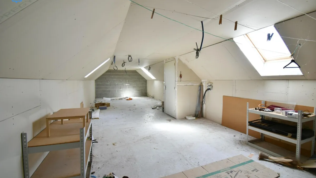 Photo 16