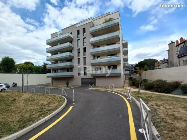 Appartement 4 pièces 81 m²