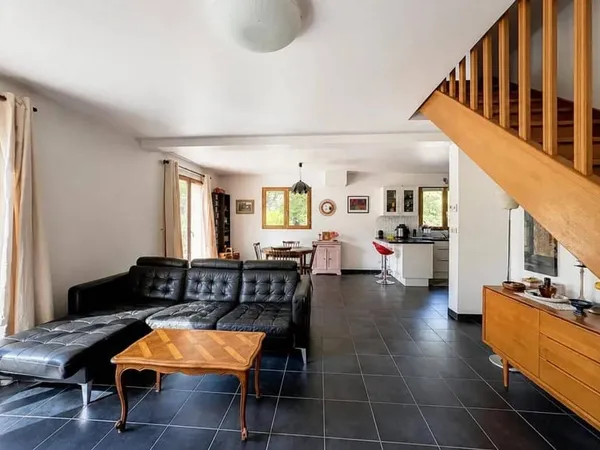 Maison 5 pièces 90 m²