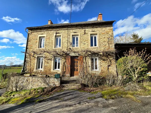 Maison 8 pièces 165 m²
