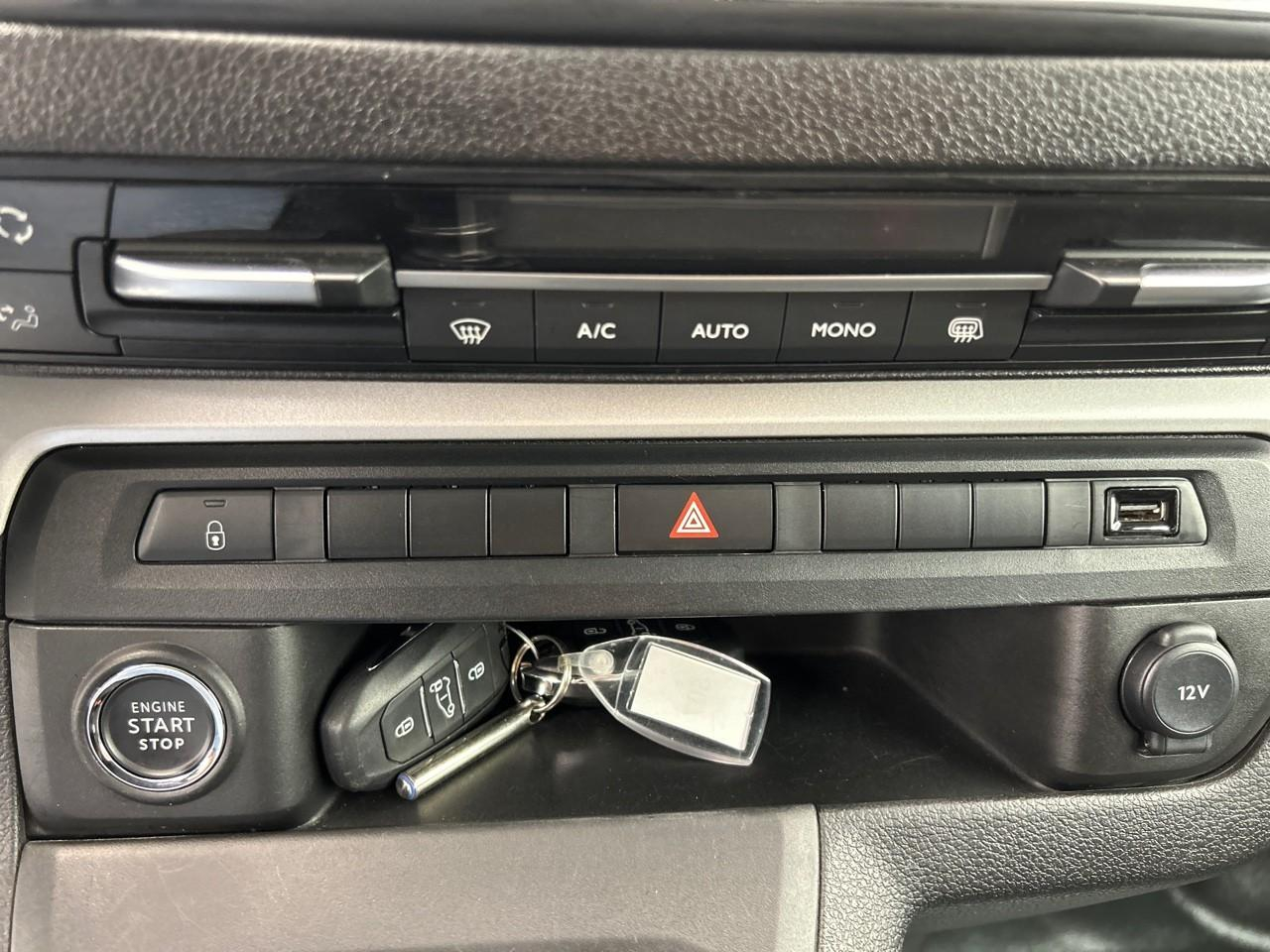 Citroën Jumpy cab approfondie xl bluehdi 145 s&s bvm6 — photo 26