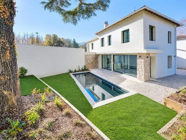 IBS LUYNES Maison contemporaine 108m²