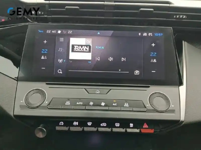 Peugeot 308 phev 180 e-eat8 — photo 14