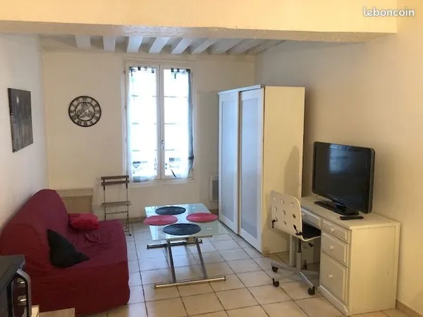 Beau Studio 26 m2 Centre Historique Orléans