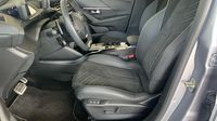 Peugeot 208 1.2 Hybrid 145ch GT e-DCS6 — photo 12