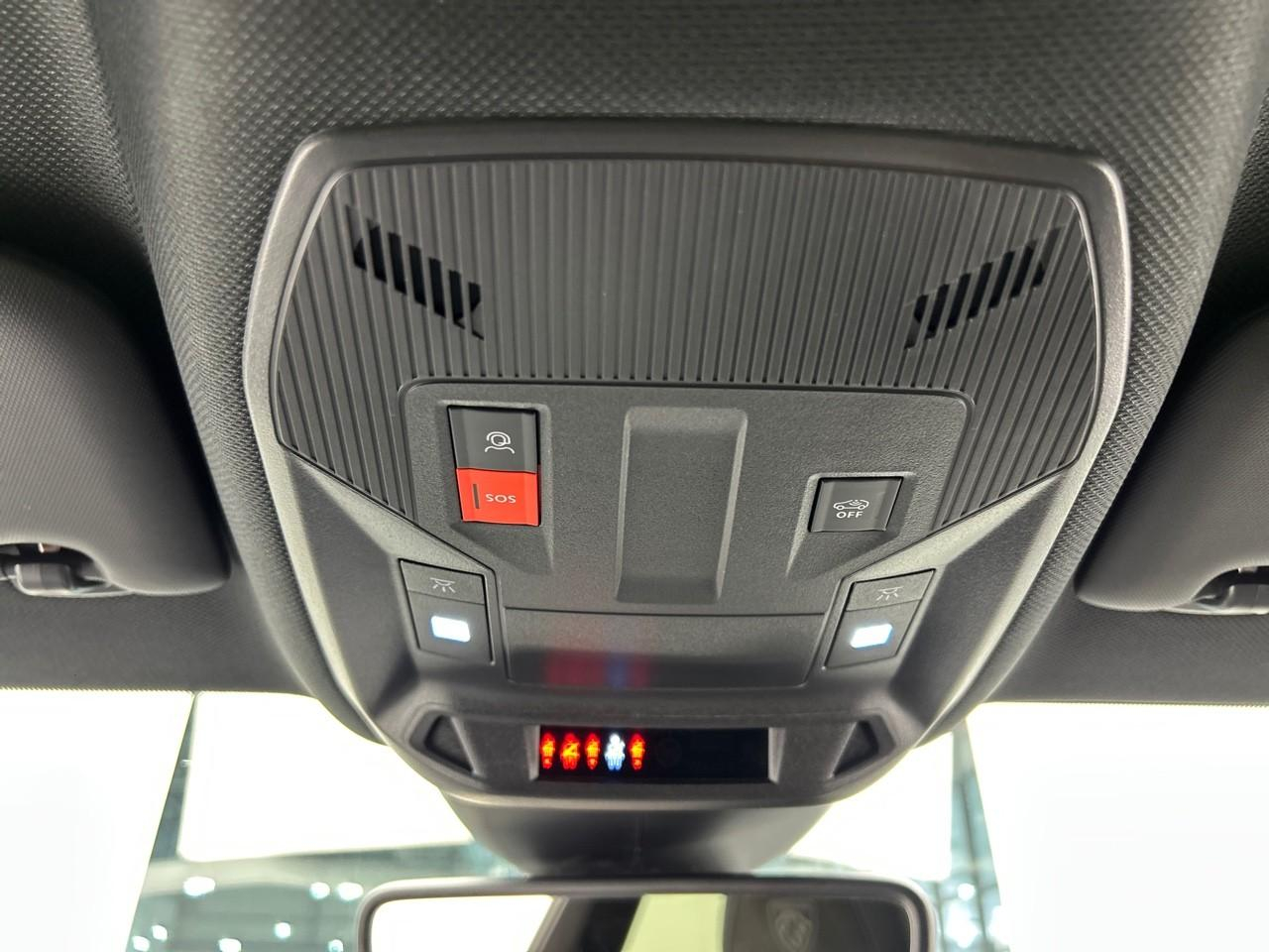 Peugeot 308 hybrid 145 e-dcs6 gt — photo 27