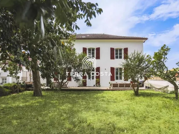 Maison 5 pièces 148 m²