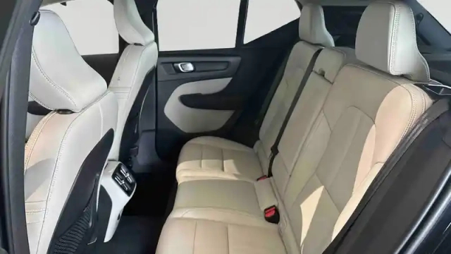 Volvo Xc40 b3 163 ch dct7 — photo 70