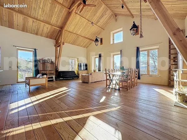 Maison 6 pièces 153 m²