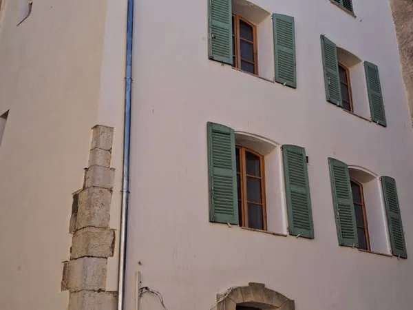 Immeuble 5 pièces 80 m²