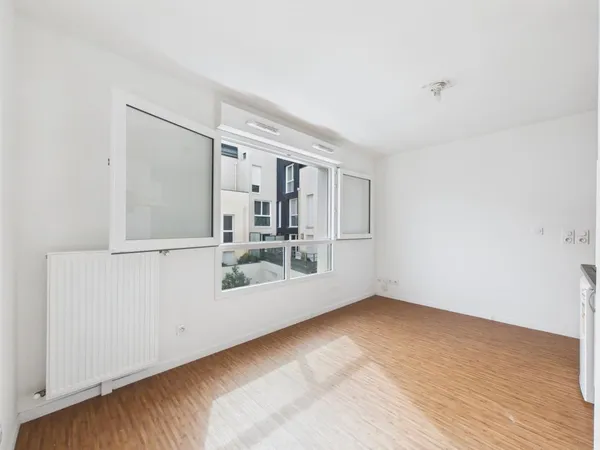 Vends studio - 21.5 m² - 1 pièce - Livry-Gargan 93190