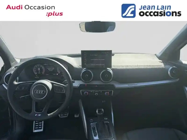 Audi Q2 35 tfsi 150 s tronic 7 — photo 18