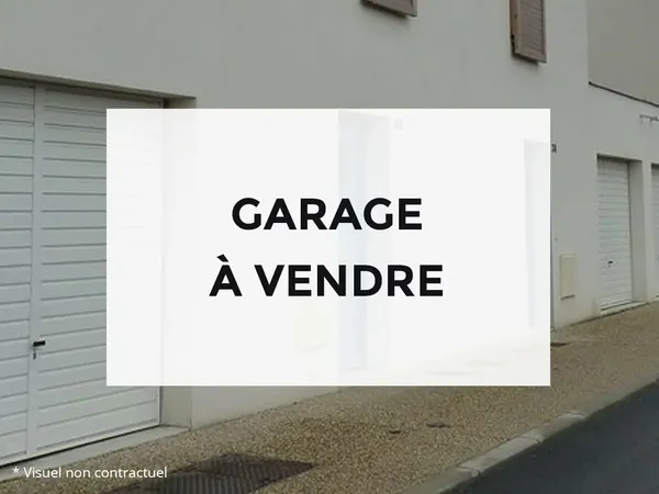 750 m de la gare SNCF - Grand garage - 24,35 m²