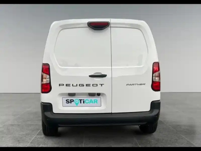 Peugeot Partner m diesel 130ch automatique — photo 4