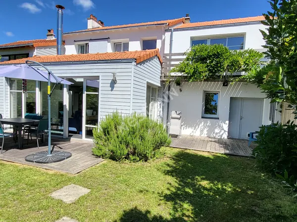 Orvault Praudière / Mulonnière : Maison familiale 3 chambres + suite parentale. A deux pas de la fut