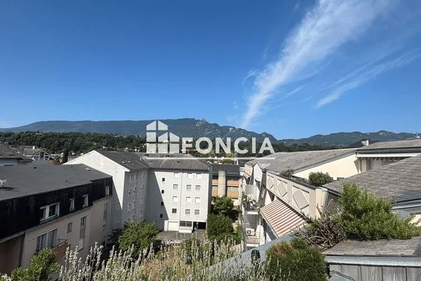 Appartement 3 pièces 86 m²