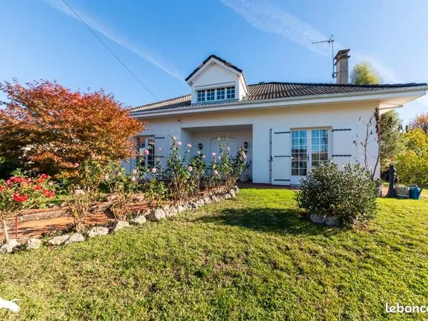 Maison 4 pièces 136 m²