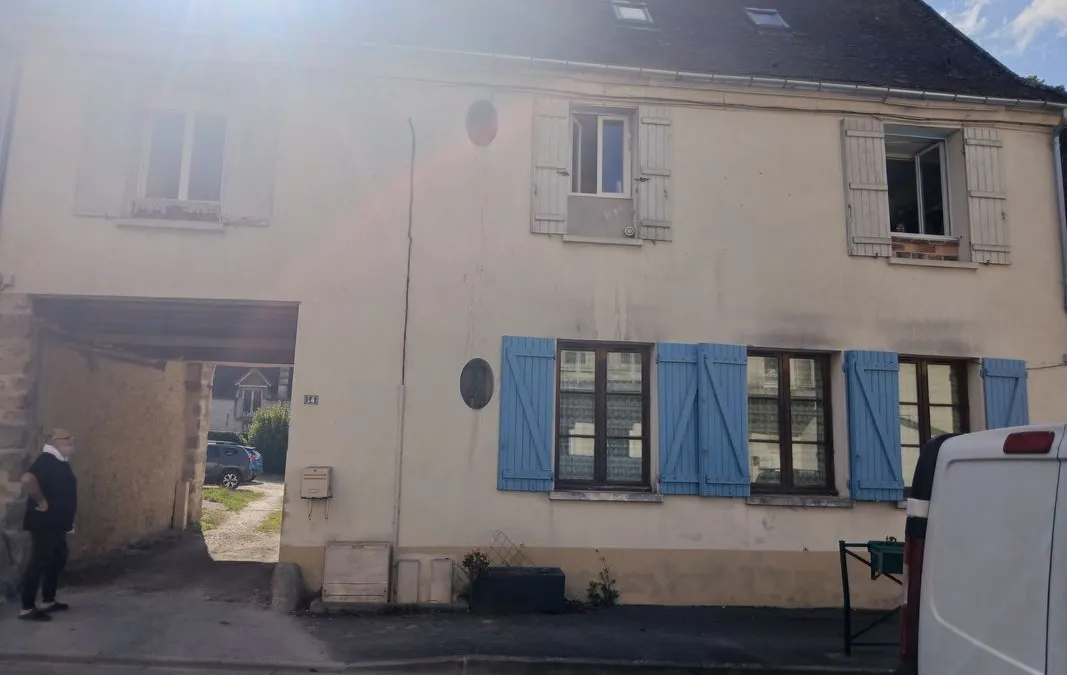 Photo 1
