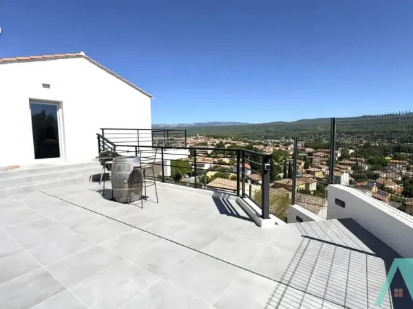 Appartement de type 4 avec vue dégagée