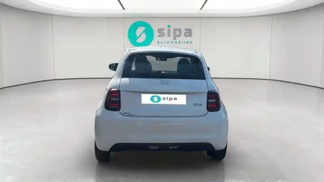 Fiat 500 e 95 ch — photo 4