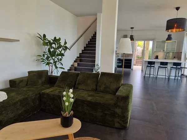 Villa 5 pièces 180 m²