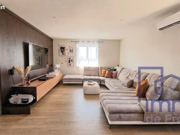Duplex 5 pièces 112 m²
