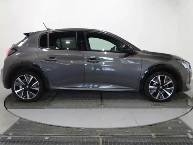 Peugeot 208 1.2 puretech 100ch s&amp;s gt line — photo 4