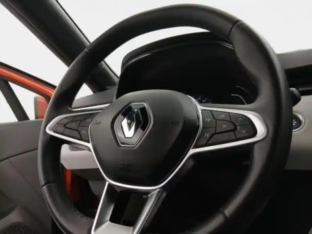 Renault Clio 1.0 tce 90ch intens -21n — photo 15