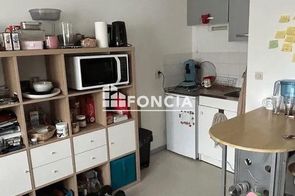 Studio 1 pièce 21 m²