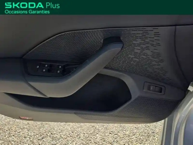 Skoda Octavia 1.5 tsi mhev e-tec 150 ch act dsg7 business — photo 11