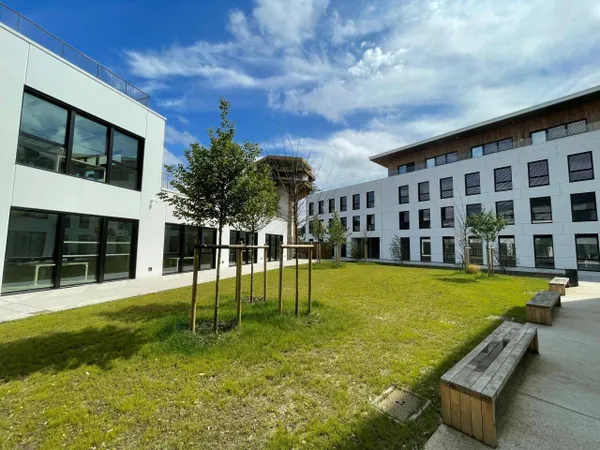 Bureau 1265 m²