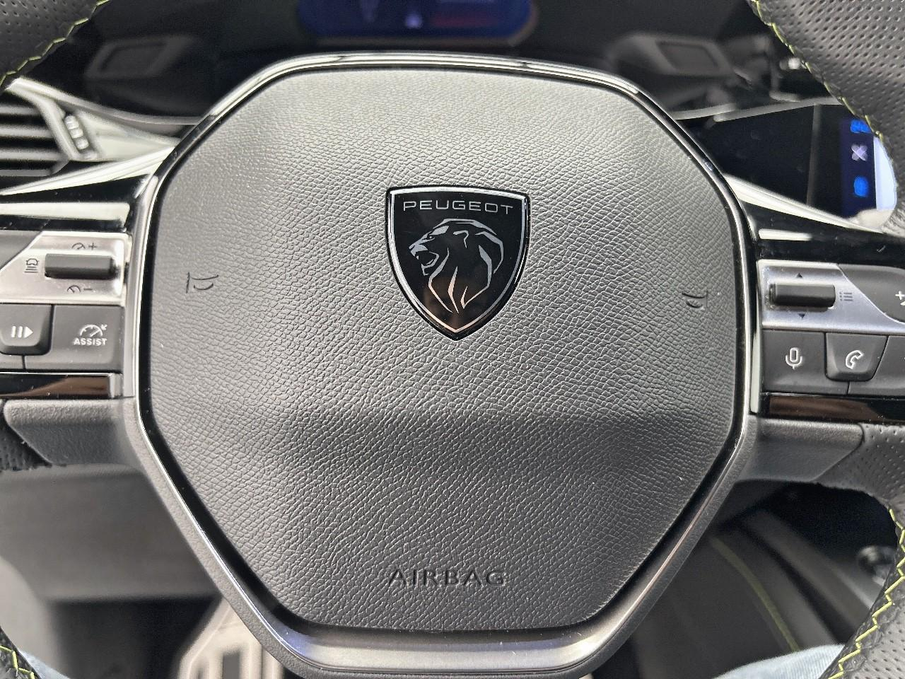Peugeot 308 phev 225 e-eat8 gt — photo 25