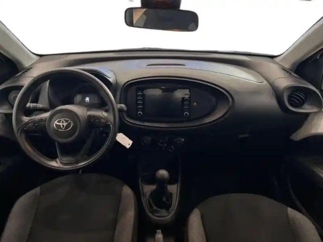 Toyota Aygo X 1.0 vvt-i 72ch active business my23 — photo 10
