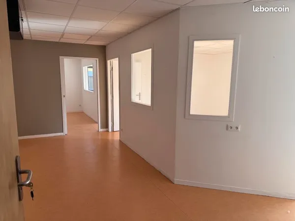 Enfin vos propres bureaux 65 m² prêts à l'emploi - Belbeuf