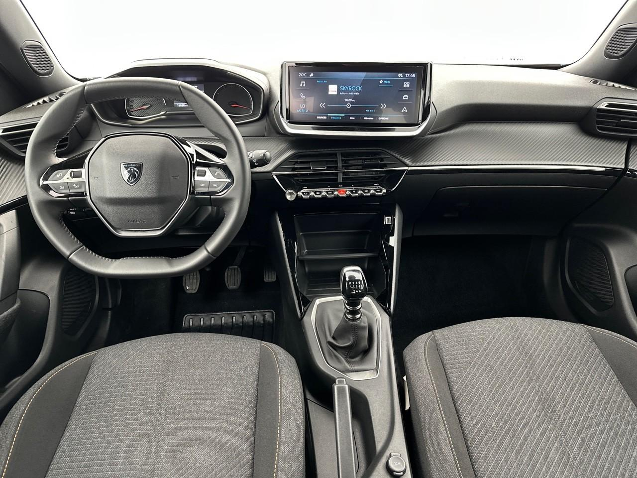 Peugeot 2008 100 s&s bvm6 style — photo 11