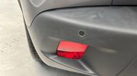 Peugeot 2008 1.2 PureTech 130ch S&S Allure Pack — photo 21