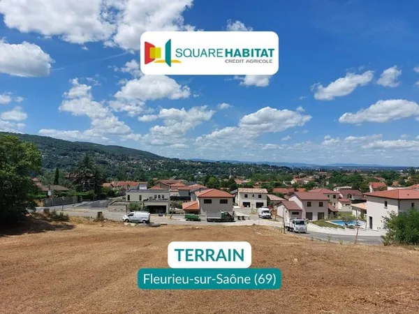 Terrain constructible 1192 m²
