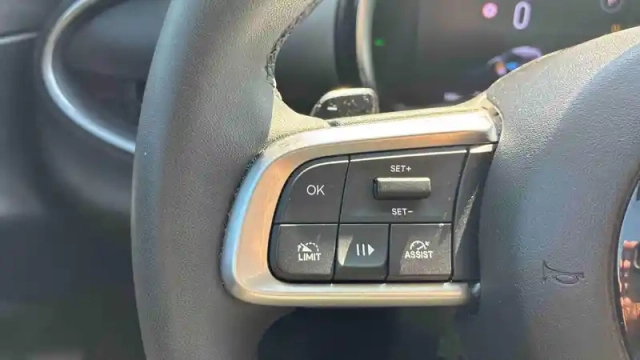 Fiat 600 t-gen 3 1.2 hybrid 110ch edct6 — photo 38