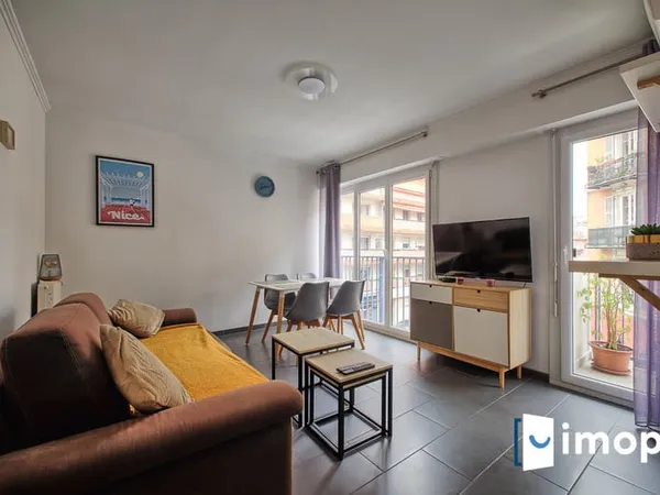 2 pièces avec extérieur