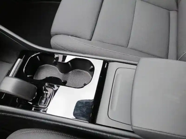 Volvo Xc40 recharge extended range 252 ch 1edt — photo 16