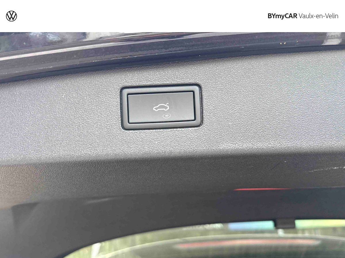 Volkswagen Tiguan 1.5 eHybrid 272ch DSG6 — photo 15