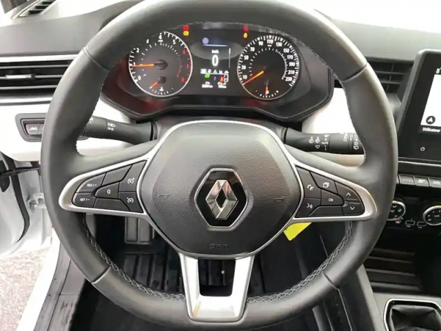 Renault Clio tce 90 — photo 36