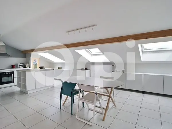Appartement 3 pièces 100 m²